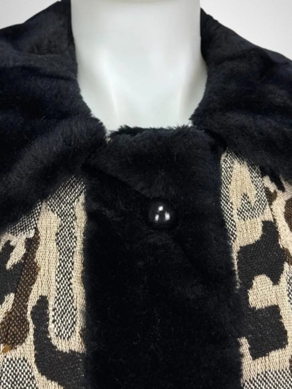 Vintage 1960s Mar-Del by Rice Jacquard Coat Faux Fur Trim A-Line Mod Statement M - Picture 6 of 13